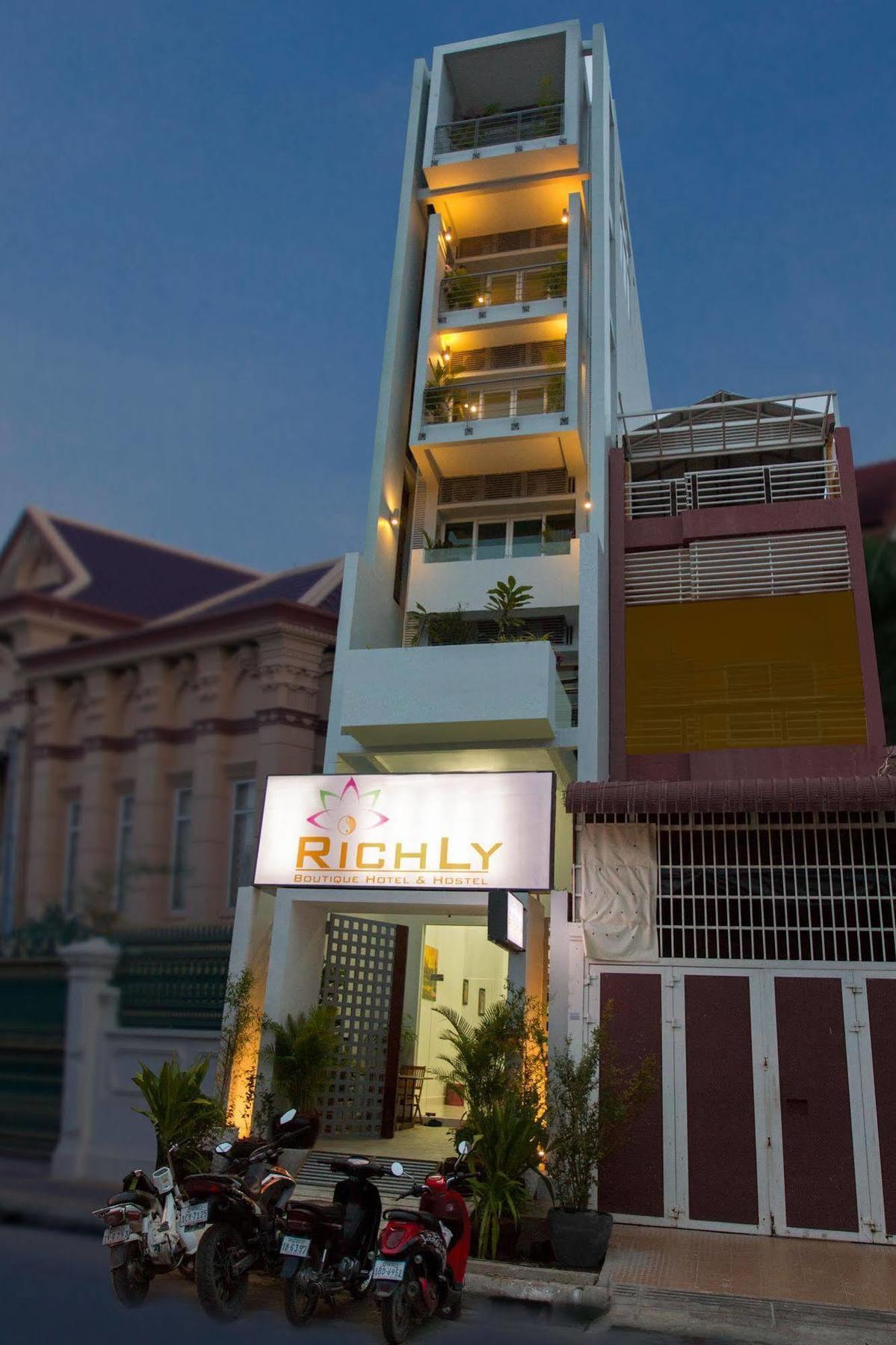 Richly Boutique Hotel Phnom Penh Exterior photo