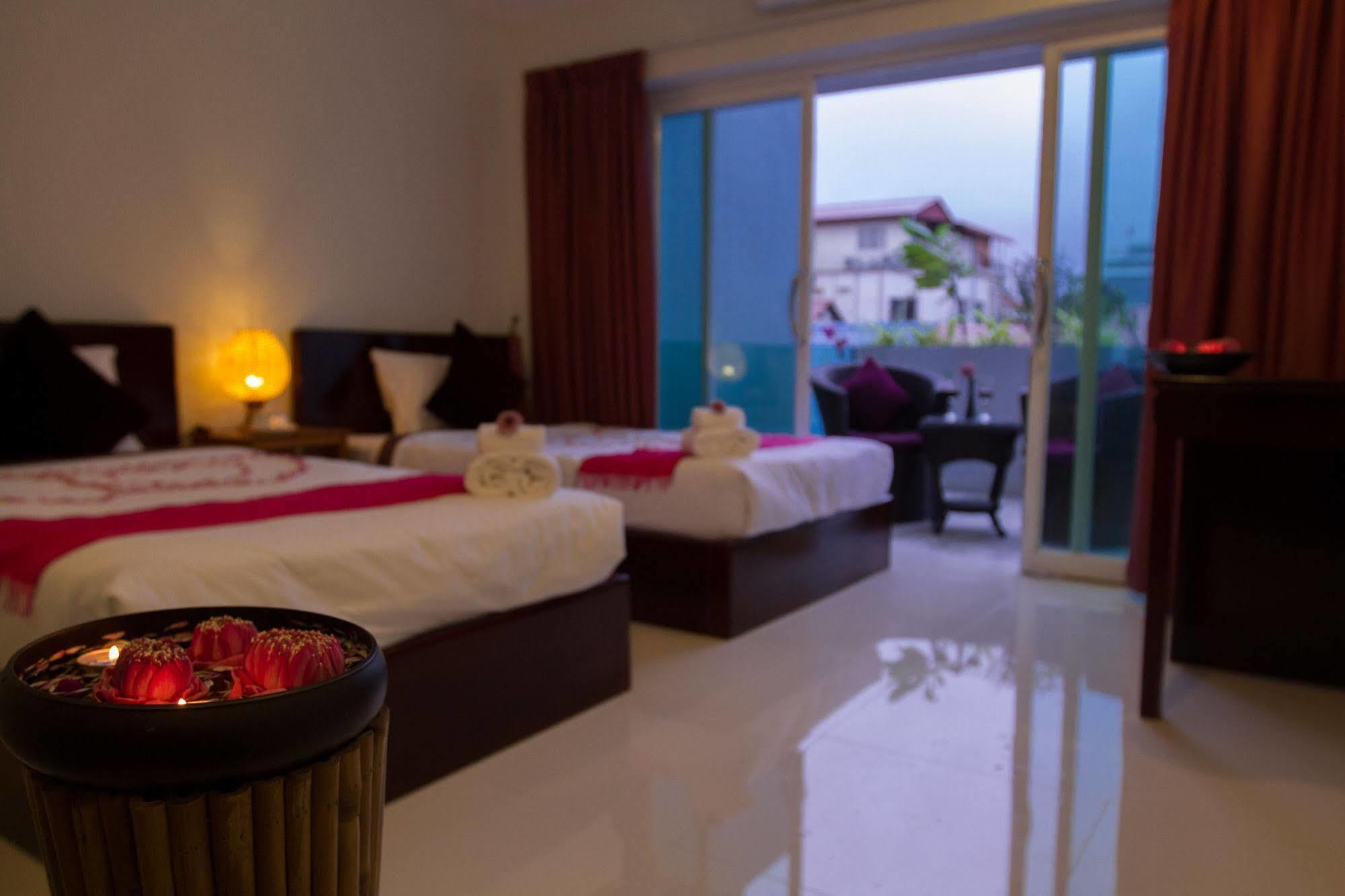 Richly Boutique Hotel Phnom Penh Exterior photo