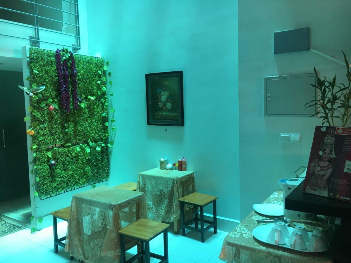 Richly Boutique Hotel Phnom Penh Exterior photo