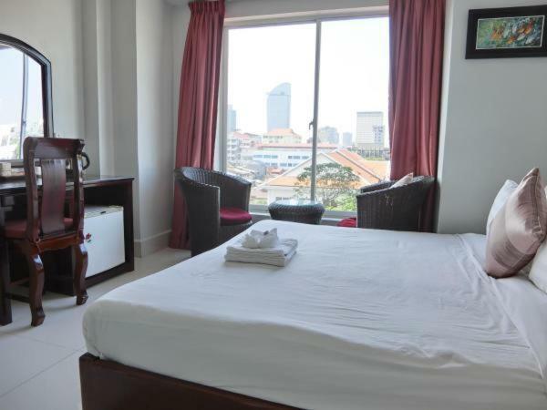 Richly Boutique Hotel Phnom Penh Exterior photo